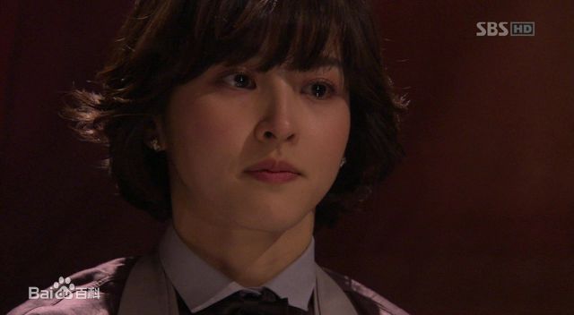 韩惠珍(Han Hye Jin)《泰勒瓦》最新剧照