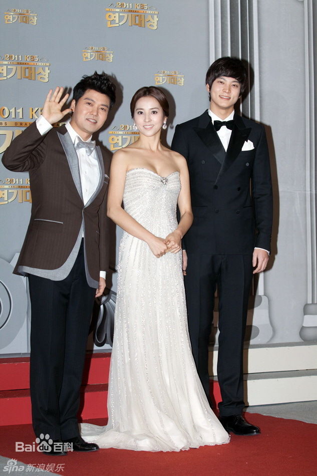 最新韩惠珍(Han Hye Jin)精彩图册