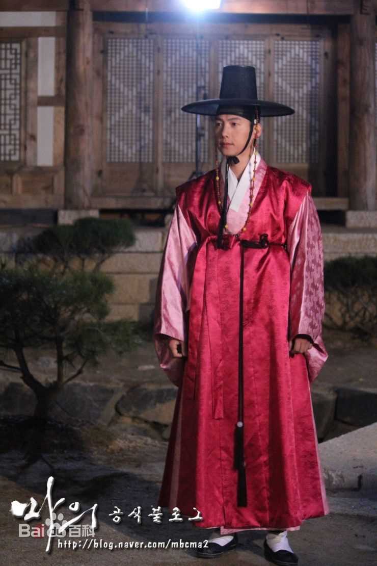 李尚禹(，Lee Sang Woo，イ·サンウ)马医图片图集