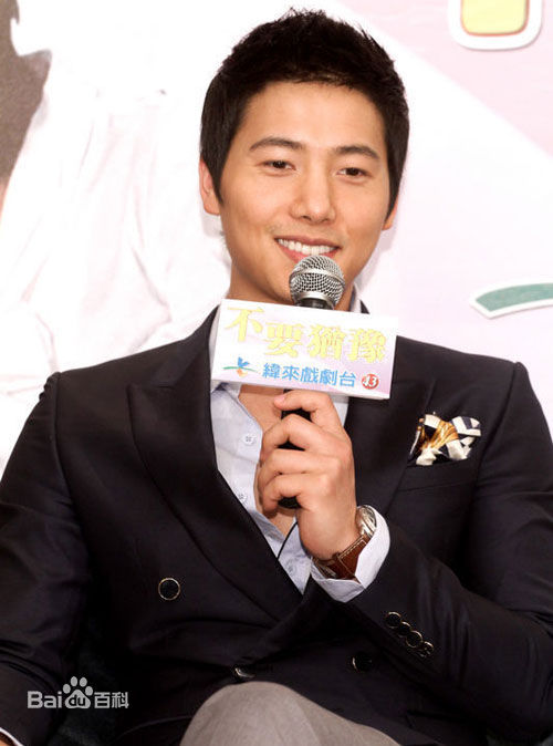 李尚禹(，Lee Sang Woo，イ·サンウ)台湾宣传图片素颜照壁纸
