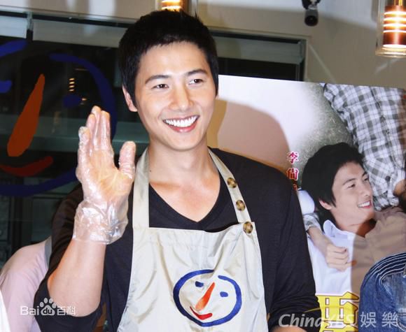 李尚禹(，Lee Sang Woo，イ·サンウ)台湾宣传图片素颜照壁纸