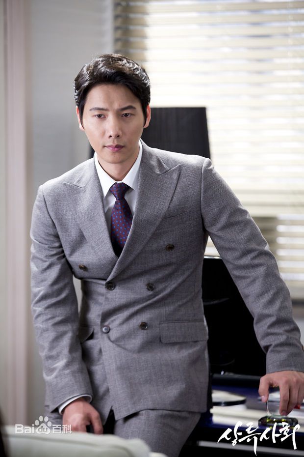 李尚禹(，Lee Sang Woo，イ·サンウ)上流社会素颜照相册