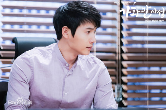 李尚禹(，Lee Sang Woo，イ·サンウ)家和万事成壁纸壁纸