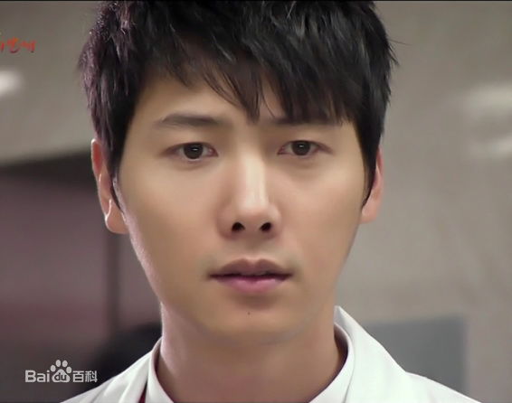 李尚禹(，Lee Sang Woo，イ·サンウ)家和万事成壁纸壁纸