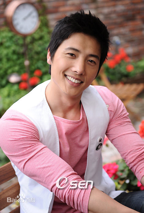 李尚禹(，Lee Sang Woo，イ·サンウ)最全早期杂志(2010年以前)壁纸