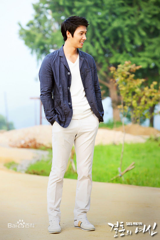 李尚禹(，Lee Sang Woo，イ·サンウ)结婚的女神图片图集