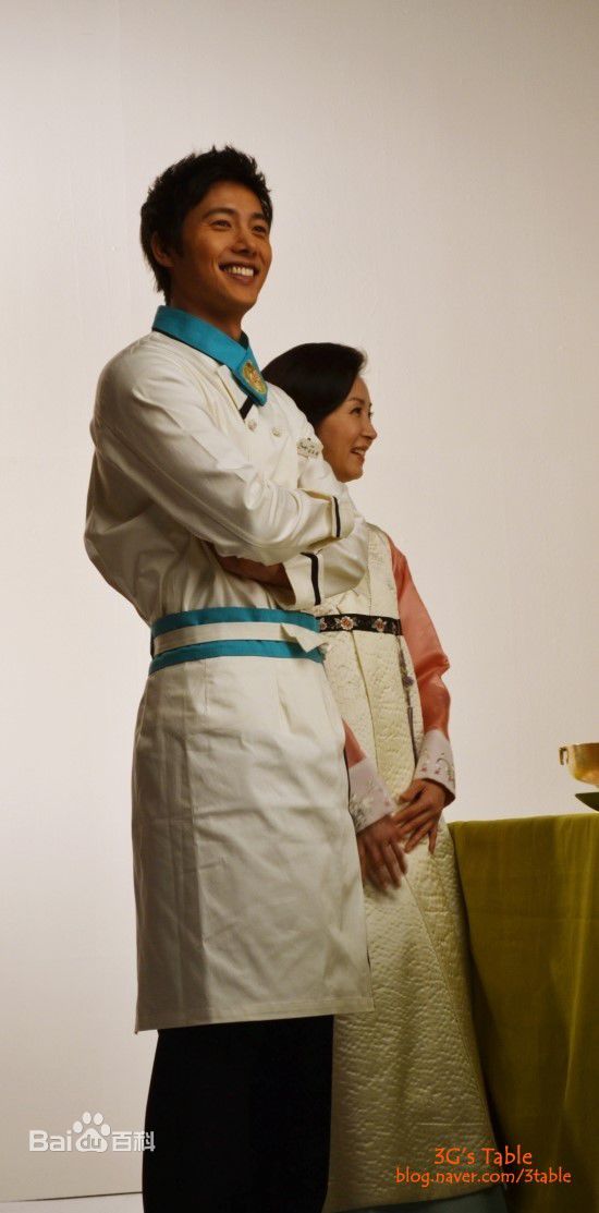 李尚禹(，Lee Sang Woo，イ·サンウ)神的晚餐图片图集