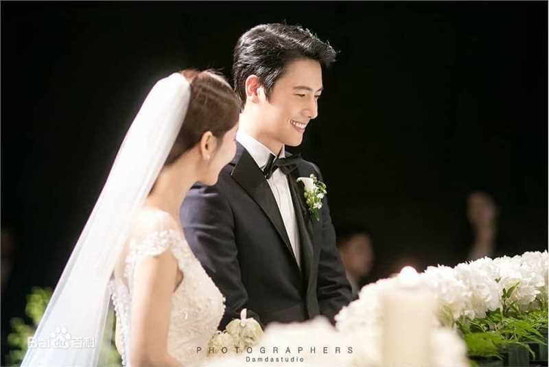 李尚禹(，Lee Sang Woo，イ·サンウ)与金素妍结婚相关图片生活照