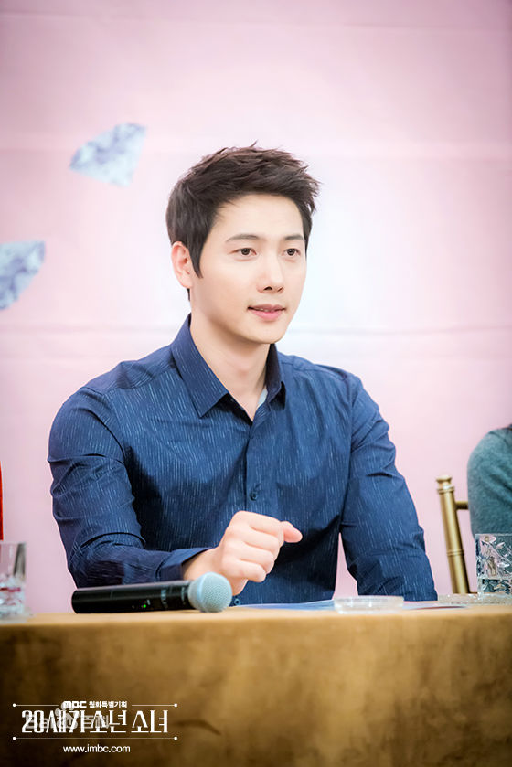 李尚禹(，Lee Sang Woo，イ·サンウ)20世纪少男少女前后照片