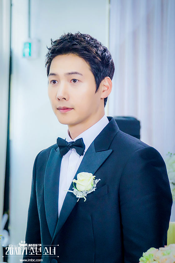 李尚禹(，Lee Sang Woo，イ·サンウ)20世纪少男少女前后照片