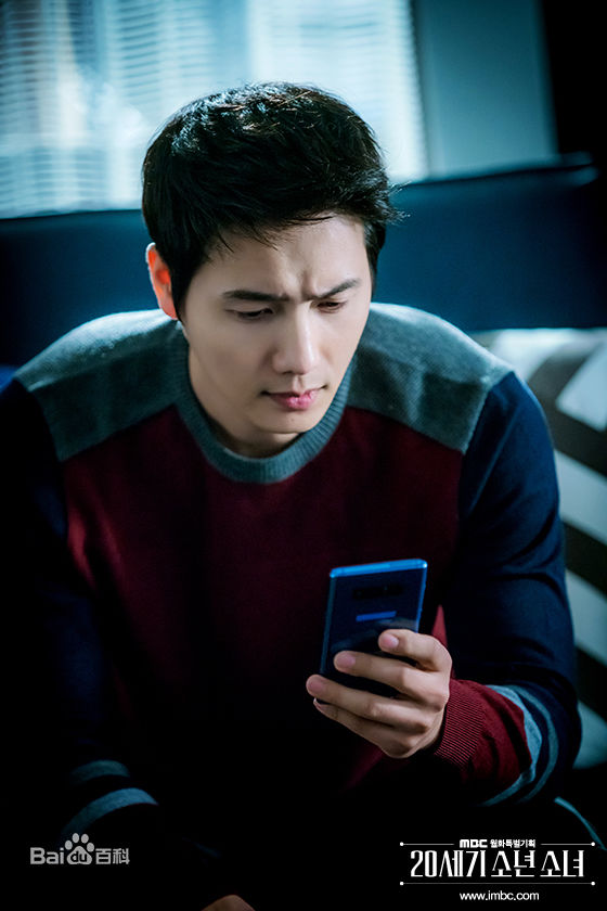 李尚禹(，Lee Sang Woo，イ·サンウ)20世纪少男少女前后照片