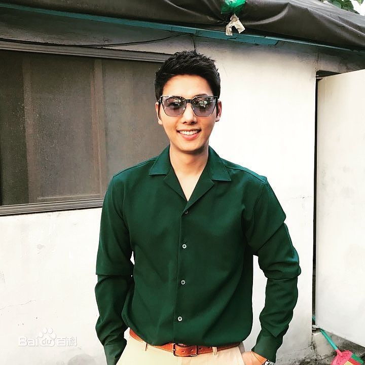 李尚禹(，Lee Sang Woo，イ·サンウ)20世纪少男少女前后照片