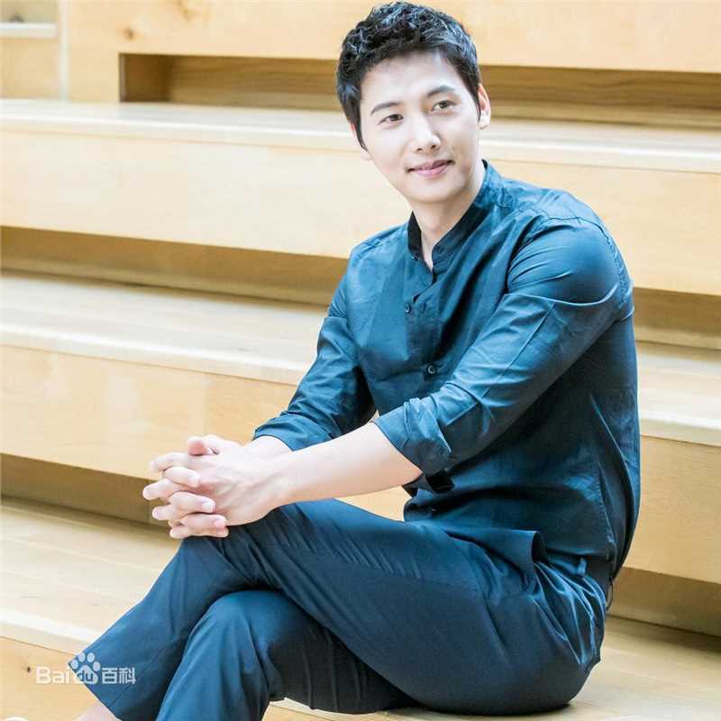 李尚禹(，Lee Sang Woo，イ·サンウ)20世纪少男少女前后照片