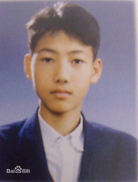 李尚禹(，Lee Sang Woo，イ·サンウ)成长图片素颜照相册