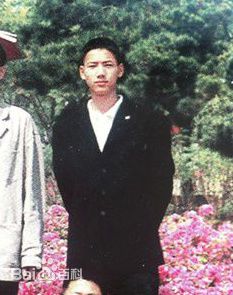 李尚禹(，Lee Sang Woo，イ·サンウ)成长图片素颜照相册