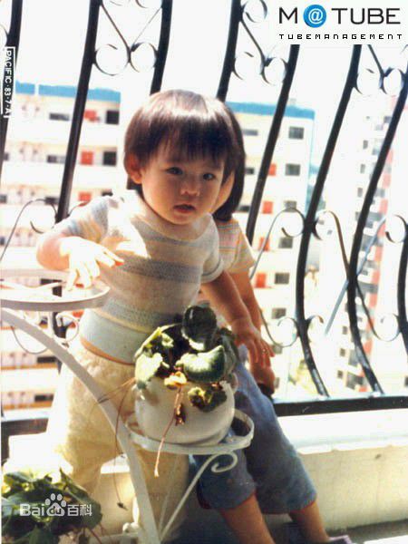 孙艺珍(Son Ye Jin)成长照前后照片