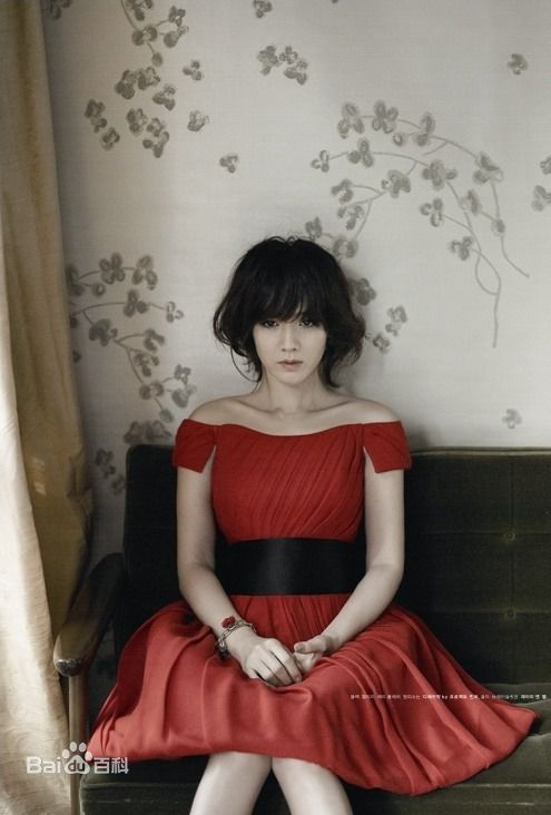 最新孙艺珍(Son Ye Jin)壁纸