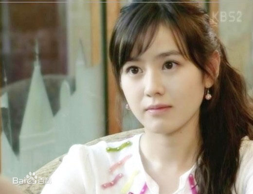 最新孙艺珍(Son Ye Jin)精彩图册