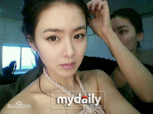 最新孙艺珍(Son Ye Jin)精彩图册