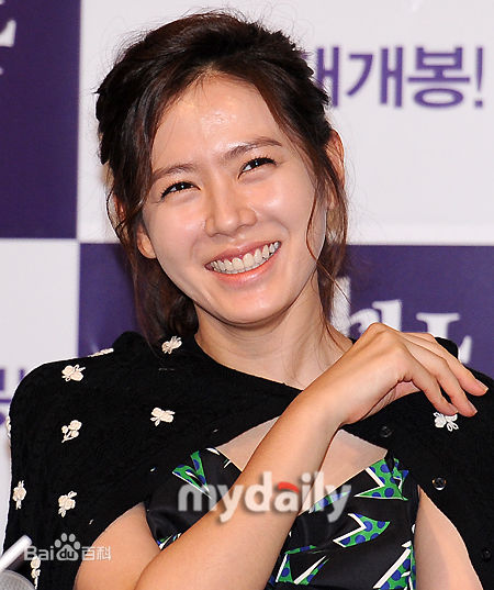 最新孙艺珍(Son Ye Jin)精彩图册