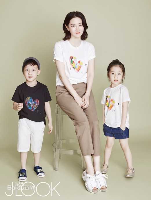 精选李英爱(（韩），Lee Young Ae（英）)