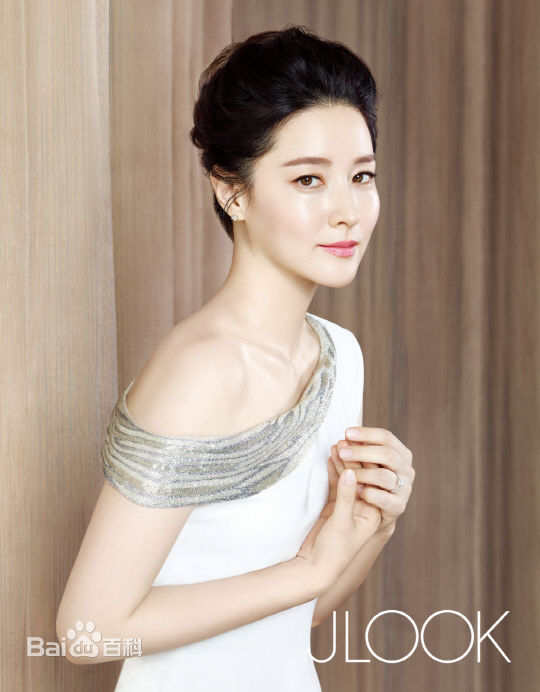 李英爱(（韩），Lee Young Ae（英）)精选 图册