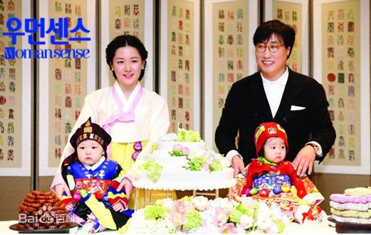 李英爱(（韩），Lee Young Ae（英）)全家福生活照相册