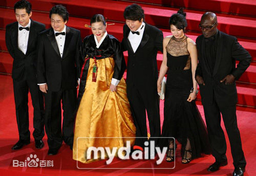 朴赞郁(Park Chan-wook、)生活照片前后照片