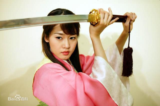 最新成宥利(Sung Yuri)精彩图册