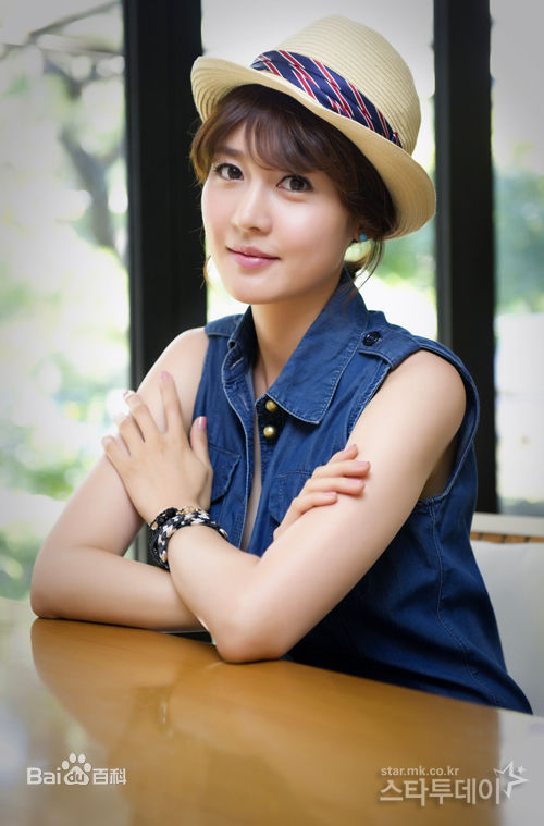 最新成宥利(Sung Yuri)精彩图册