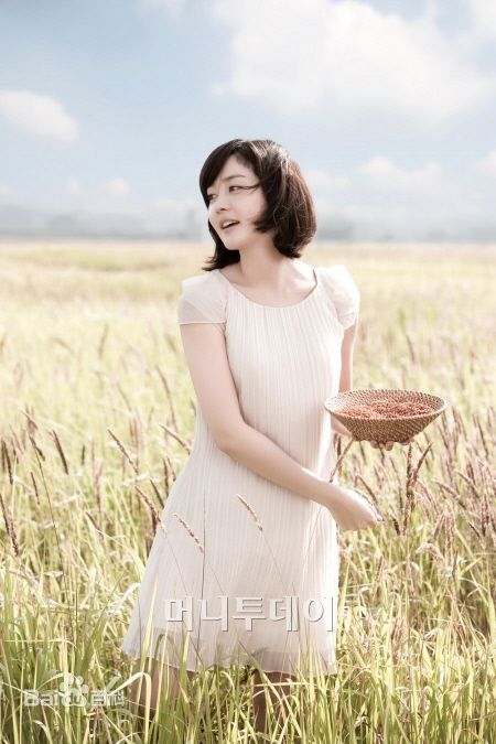 最新成宥利(Sung Yuri)精彩图册5