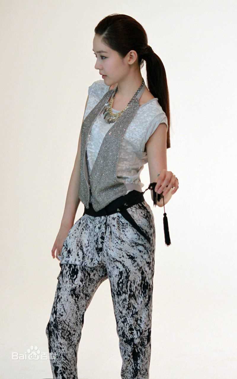 最新成宥利(Sung Yuri)精彩图册5