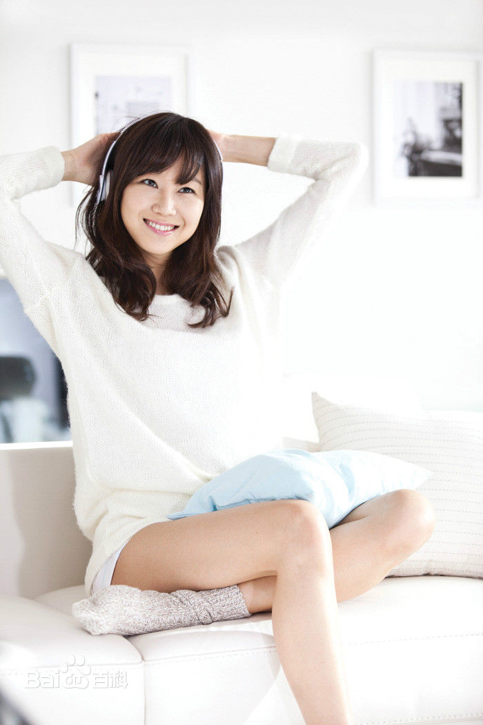 孔晓振（正确汉字名）(，Kong Hyo-jin)EXCUSE ME × suecommabonnie图册