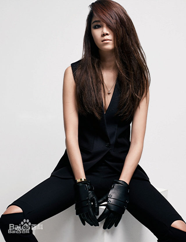 孔晓振（正确汉字名）(，Kong Hyo-jin)画报总汇前后照片