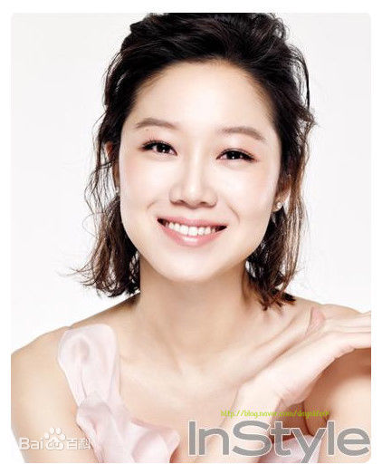 孔晓振（正确汉字名）(，Kong Hyo-jin)画报总汇前后照片