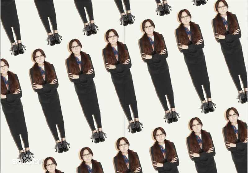 孔晓振（正确汉字名）(，Kong Hyo-jin)EXCUSE ME × pushBUTTON前后照片