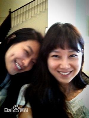 孔晓振（正确汉字名）(，Kong Hyo-jin)与好朋友们的合照图片图集