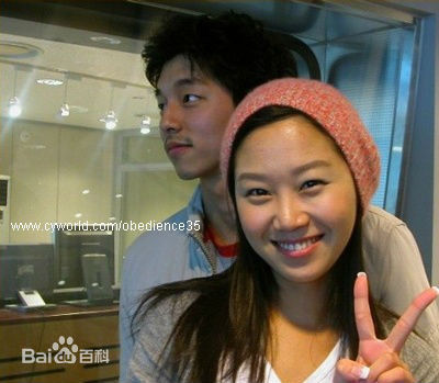 孔晓振（正确汉字名）(，Kong Hyo-jin)与好朋友们的合照图片图集