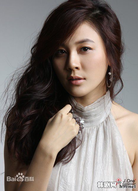 最优质金荷娜(Kim Ha Neul)生活照