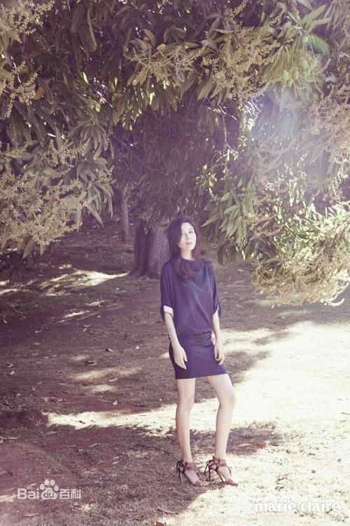 金荷娜(Kim Ha Neul)高清婚纱图集