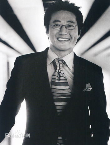 朴新阳(，Park Shin Yang)你一笑，世界都灿烂了生活照