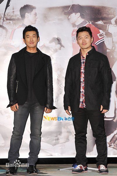 曹承佑(Cho Seung-woo，)入伍壁纸壁纸