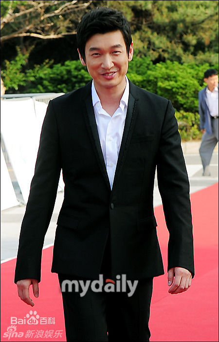 最全曹承佑(Cho Seung-woo，)精彩图册