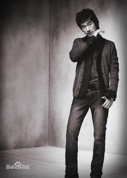 最新曹承佑(Cho Seung-woo，)精彩图册