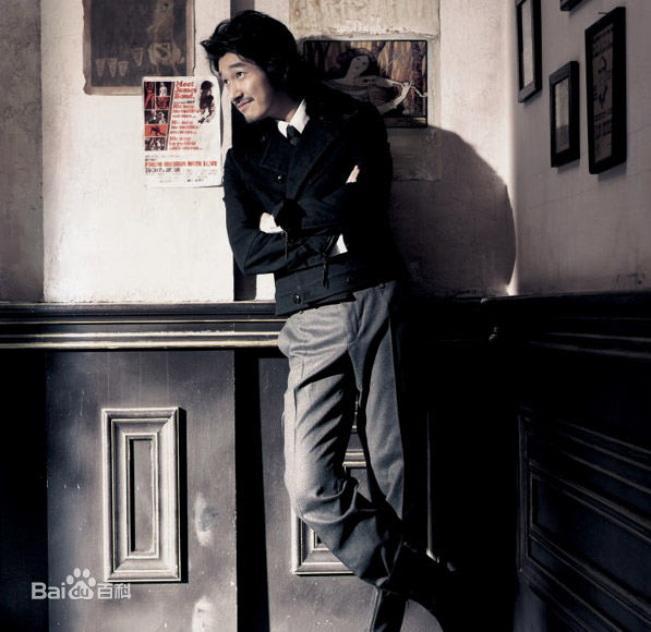 最新曹承佑(Cho Seung-woo，)精彩图册