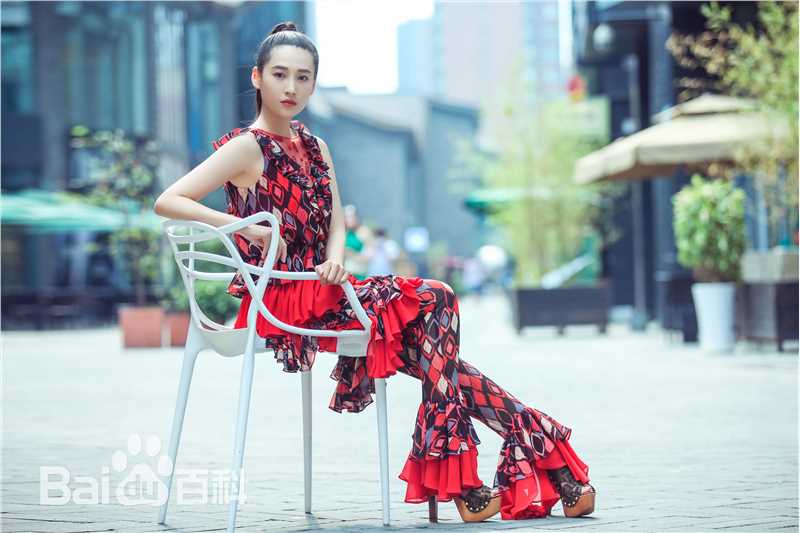 最新丹琳(Dānlín)性感图片