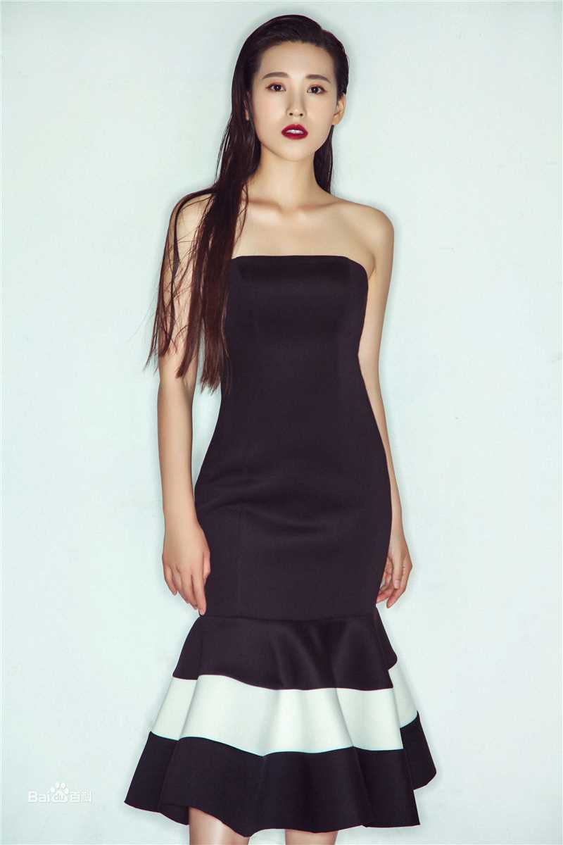 最新丹琳(Dānlín)性感图片