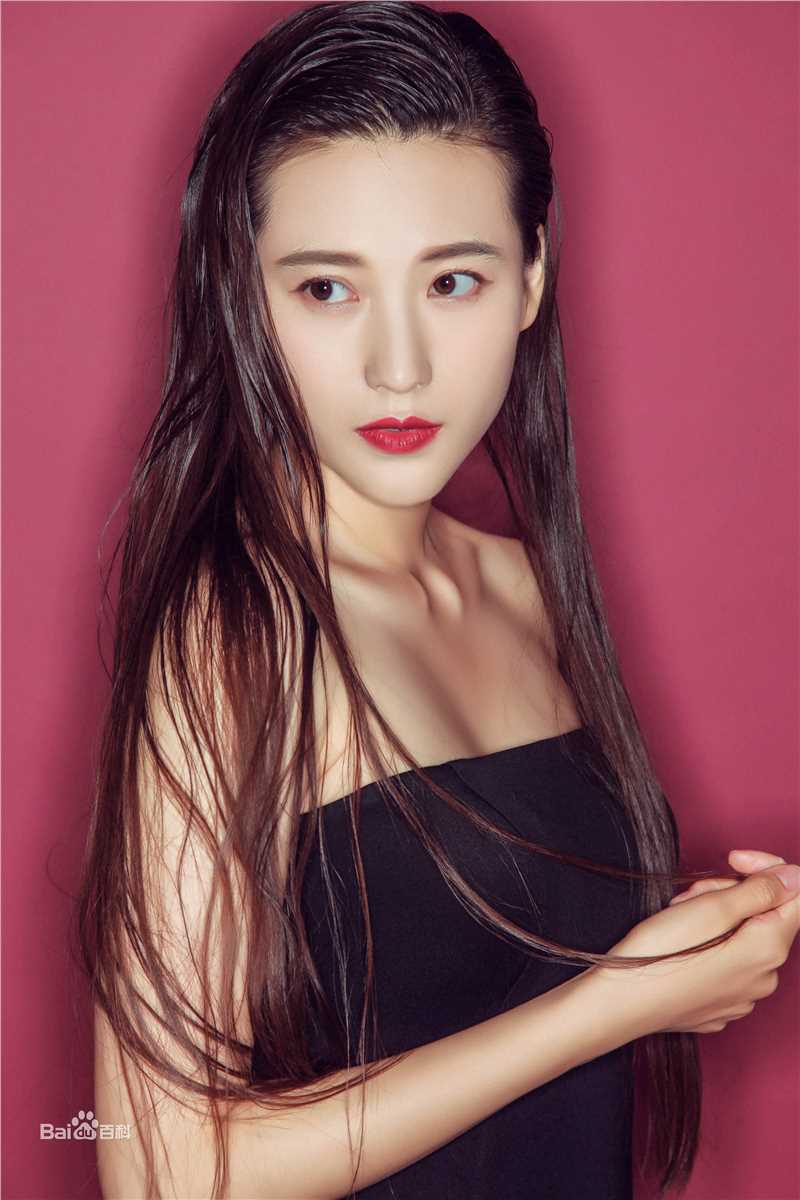 最新丹琳(Dānlín)性感图片