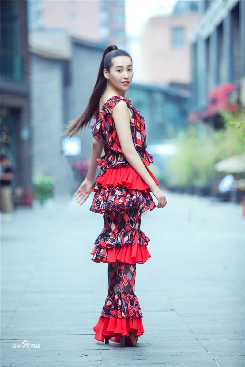 最新丹琳(Dānlín)性感图片