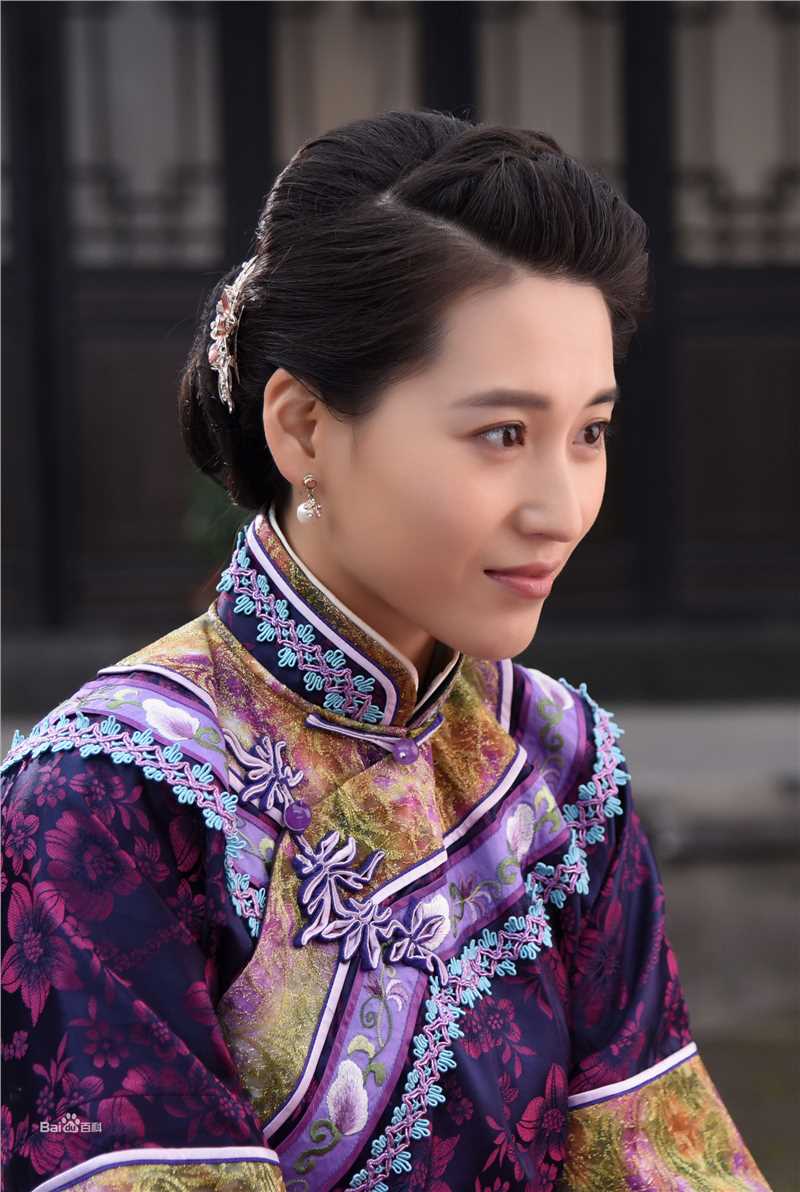 最新丹琳(Dānlín)在《我和妈妈走长征》中的壁纸